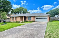 6703 Rustling Oaks Trl, Austin, TX 78759