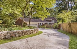 3606 Rainbow Circle, Snellville, GA 30039