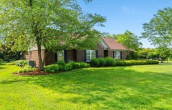 1087 Leesburg Road, Georgetown, KY 40324