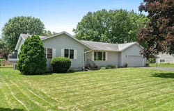363 Flora Street S, Prescott, WI 54021