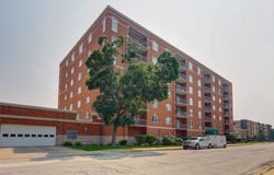 395 Graceland Avenue, Des Plaines, IL 60016