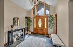 7454 Euclid Chardon Road, Kirtland, OH 44094
