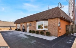 633 E WELSH ROAD, AMBLER, PA 19002