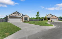 398 Mesa Drive, Lone Oak, TX 75453