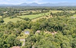 203 Fox Creek Drive, Goode, VA 24556