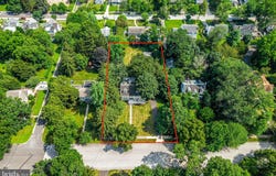 318 E CENTRAL AVENUE, MOORESTOWN, NJ 08057
