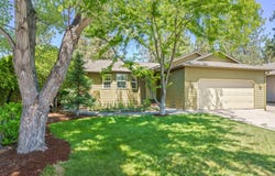 488 SW Forest Grove Drive, Bend, OR 97702