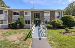 494 Putnam Pike, Smithfield, RI 02828