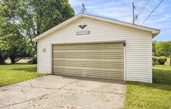 138 E Coral Road, Stanton, MI 48888