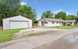 25041 S 603 Road, Grove, OK 74344