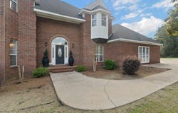 285 OLD SOSO RD, Laurel, MS 39443
