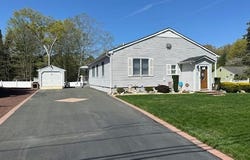28 Cleary Road, Lake Ronkonkoma, NY 11779