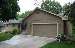 506 NE Magnolia Street, Lee's Summit, MO 64063