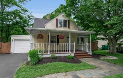 4254 Connection Dr, Williamsville, NY 14221