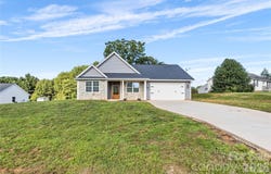 160 Tranquility Lane, Harmony, NC 28634