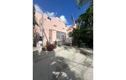 675 NW 34th St, Miami, FL 33127