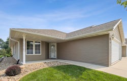 122 Presley Circle, Waterloo, IA 50701