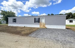 25 Winter Drive, Farmingdale, ME 04344