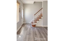 9 Plaza Court, Ewing, NJ 08628
