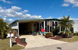 917 Sand Cay W, Venice, FL 34285