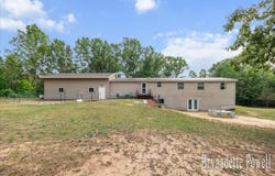 17122 Kent Avenue, Morley, MI 49336
