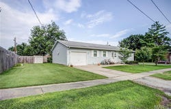 222 S Prairie Street, Greenville, IL 62246