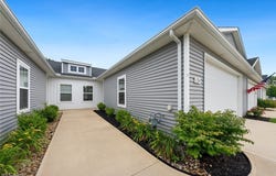 124 Acorn Lane, Elyria, OH 44035