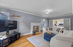345 Derbyshire Road, Waterloo, IA 50701