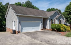 4967 Addison Lane, Hickory, NC 28601