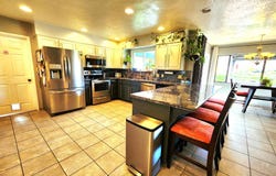 120 HAMMEL Rd, EaglePoint, OR 97524