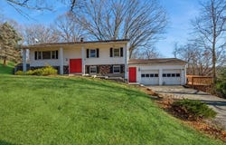 1618 Morningview Drive, Yorktown Heights, NY 10598