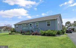 7466 BEEBE RD, CHINCOTEAGUE ISLAND, VA 23336