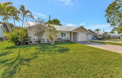 6664 SE Silverbell Avenue, Stuart, FL 34997