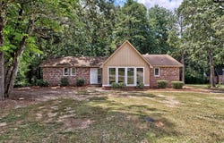 407 S Royal Tower Drive, Irmo, SC 29063-2154