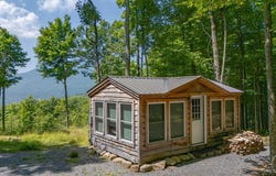 104 Moose Hill Way, Keene, NY 12942