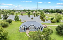 13785 E Nelson Road, Nevada, MO 64772