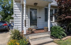 3601 E Scarborough Road, University Heights, OH 44118