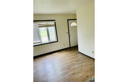 614 E 6th St, Sioux Falls, SD 57103
