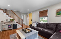 40 Queen Street, North Kingstown, RI 02852