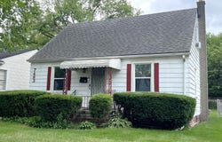 7483 Dacosta, Redford, MI 48239