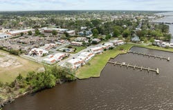 130 S Washington Harbour Avenue, Washington, NC 27889