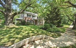 1125 W NEW STREET, LANCASTER, PA 17603