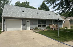 659 14th St SW, Huron, SD 57350