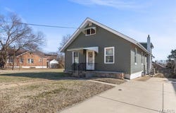2024 Bellevue Avenue, St Louis, MO 63143