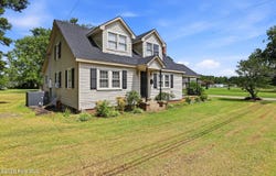 421 S Brown Street, Chadbourn, NC 28431