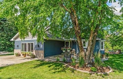 1094 Barton Avenue NW, Buffalo, MN 55313