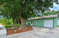 1021 N GLADEVIEW Drive, Farmington, NM 87401