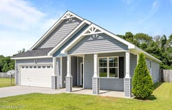 200 Cotton Court, Richlands, NC 28574