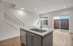 2828 22nd Ave, ForestGrove, OR 97116