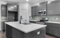 13 Fenchurch  DR, Bella Vista, AR 72715
